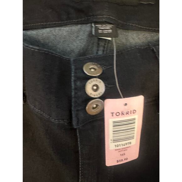 Torrid Black Jegging Jeans Size 16S NWT - Picture 6 of 8